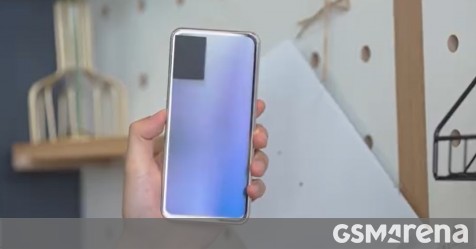 vivo demoes color-changing phone panel