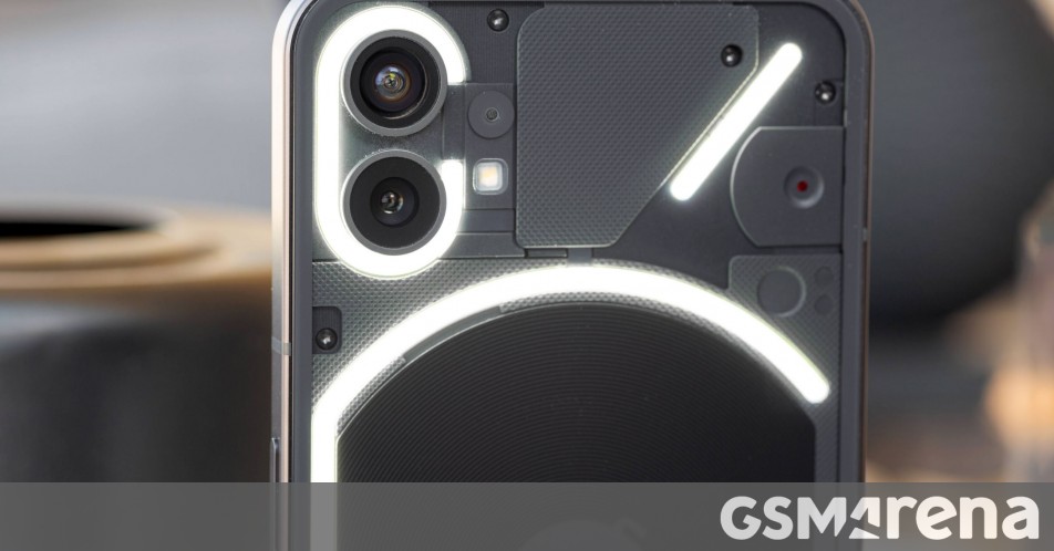 Nothing phone (1) teardown reveals Glyph’s innards