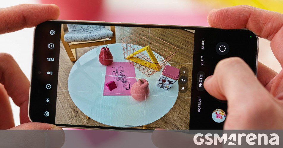 Samsung is working on a camera update for the Galaxy S24